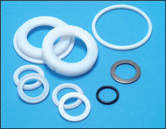 Wzorowy interpretacja: Zestaw naprawczy do zaworu kulowego ze stali nierdzewnej 3-czesciowego z bezposrednim kolnierzem montazowym